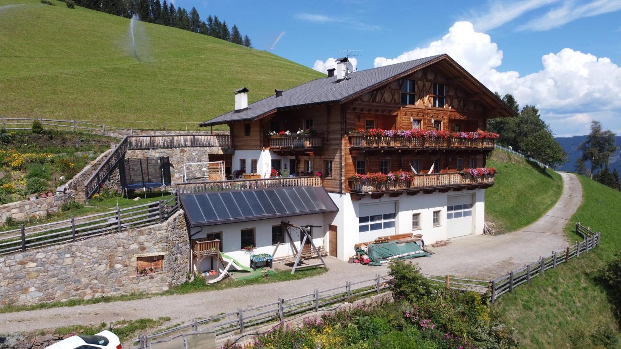 Ortlerhof Im Ultental - Urlaub Auf Dem Bauernhof ภายนอก รูปภาพ